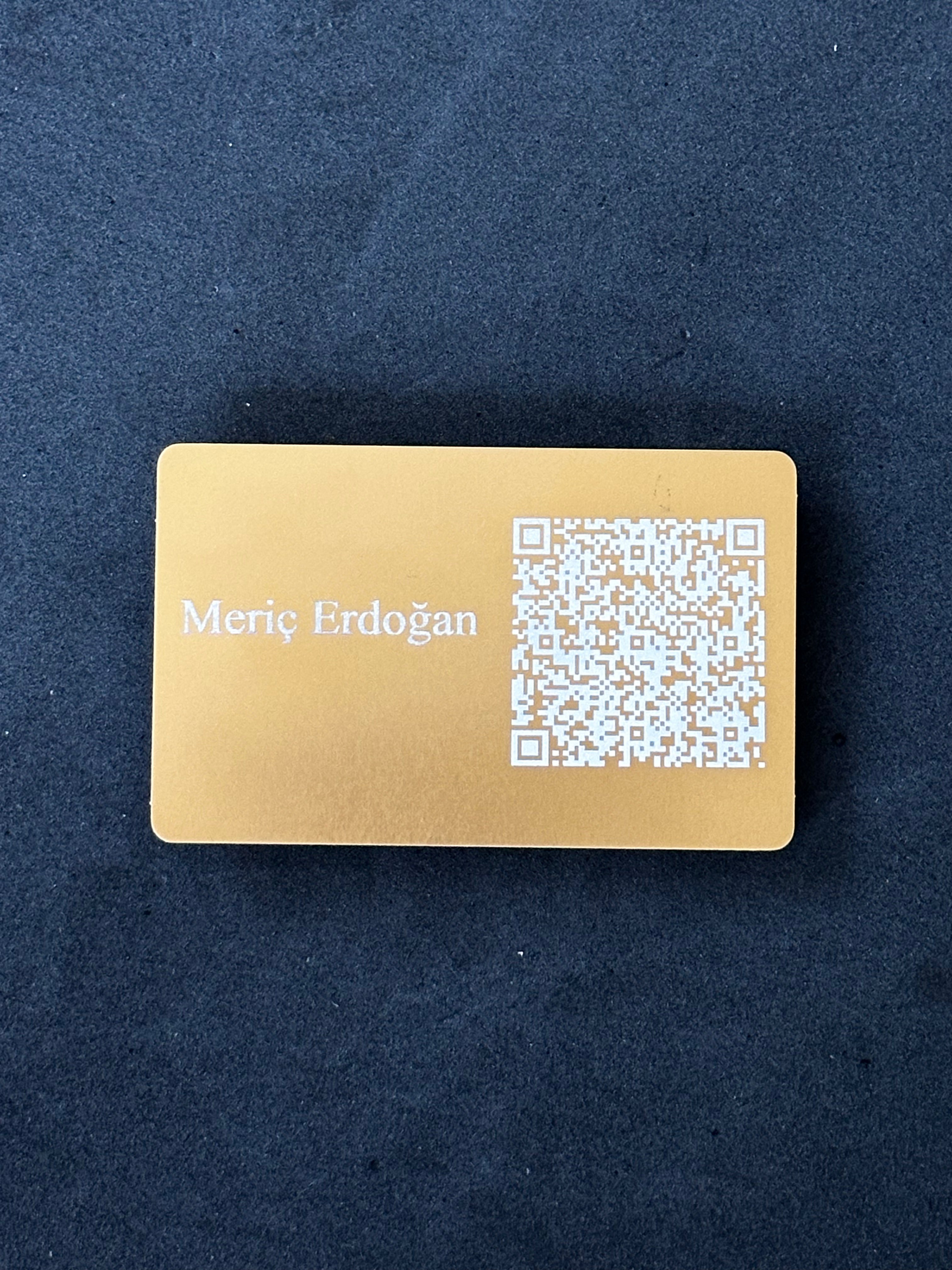 Rose Gold Metal QR kodlu Kişiselleştirilebilir Kartvizit